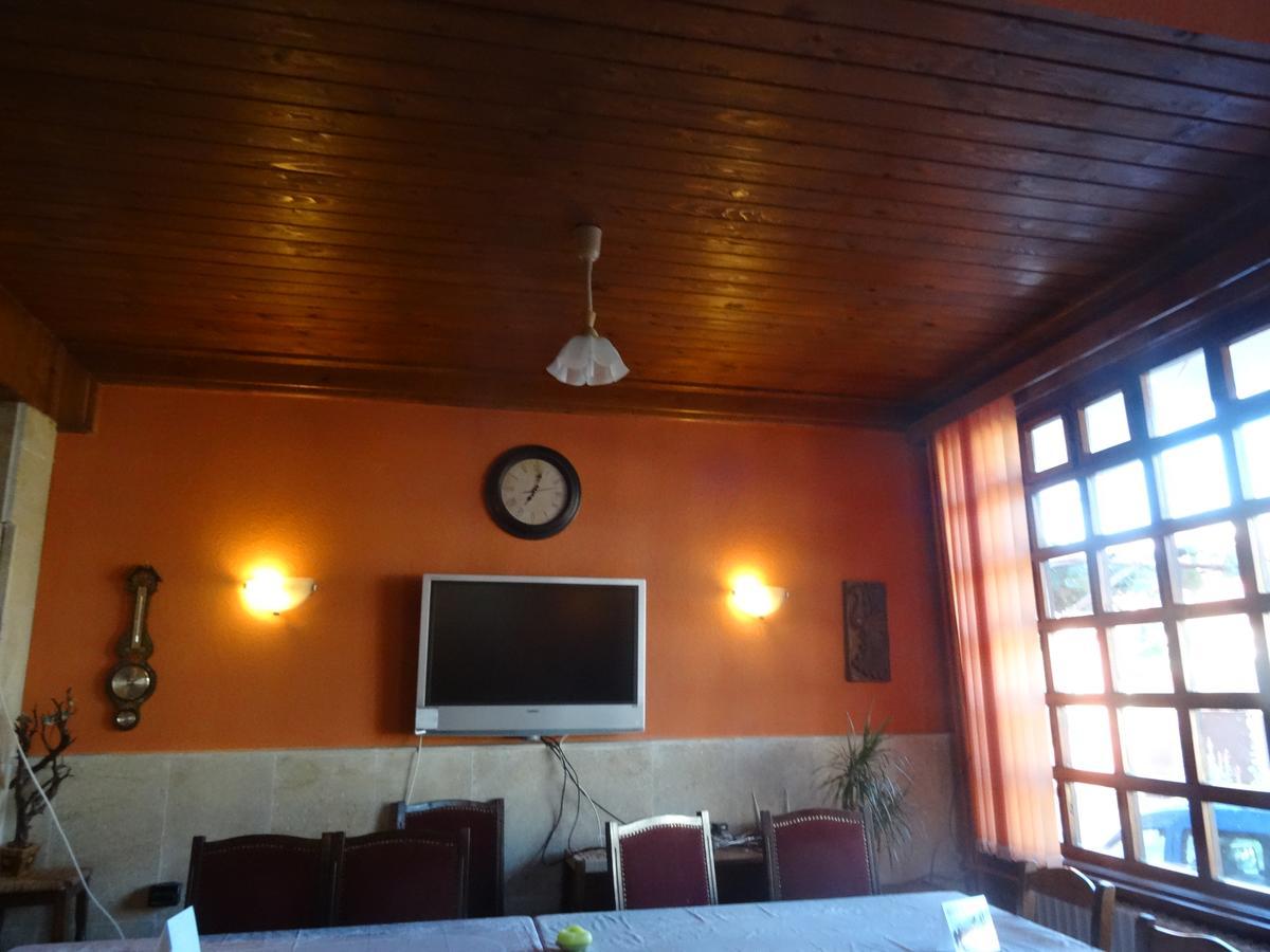 Family Hotel Rose Pavel Banya Buitenkant foto